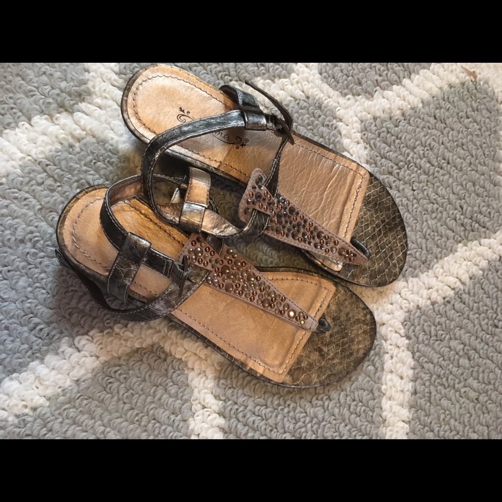 Gemstone Woman’s Sandals